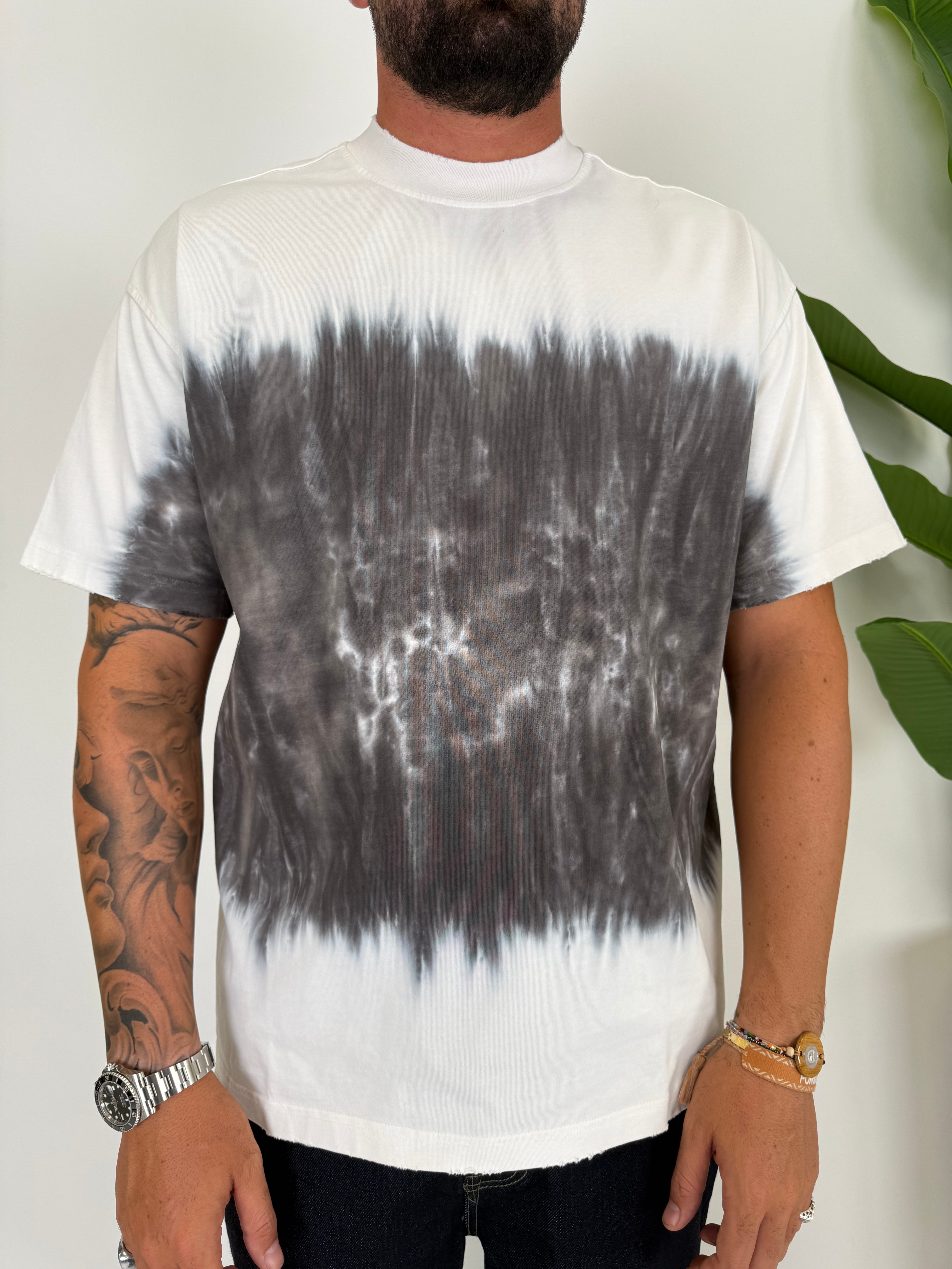 T SHIRT  BLACK