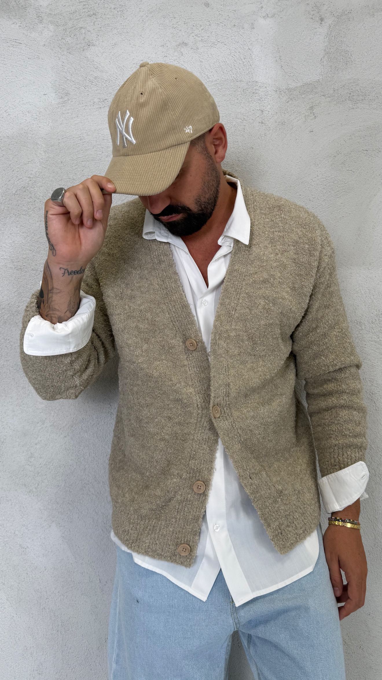 CARDIGAN SNOOPIE